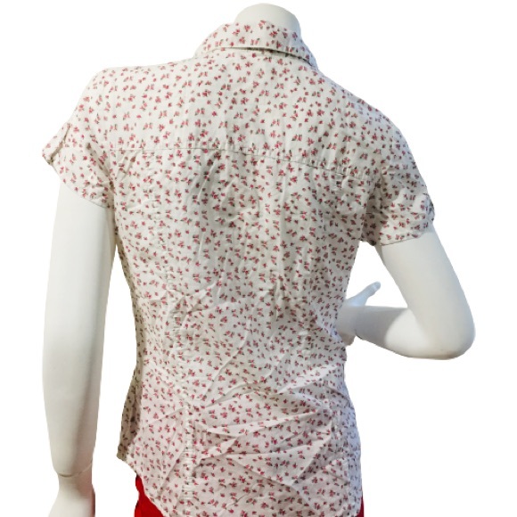 T.N.L White Floral Top - Picture 2 of 10